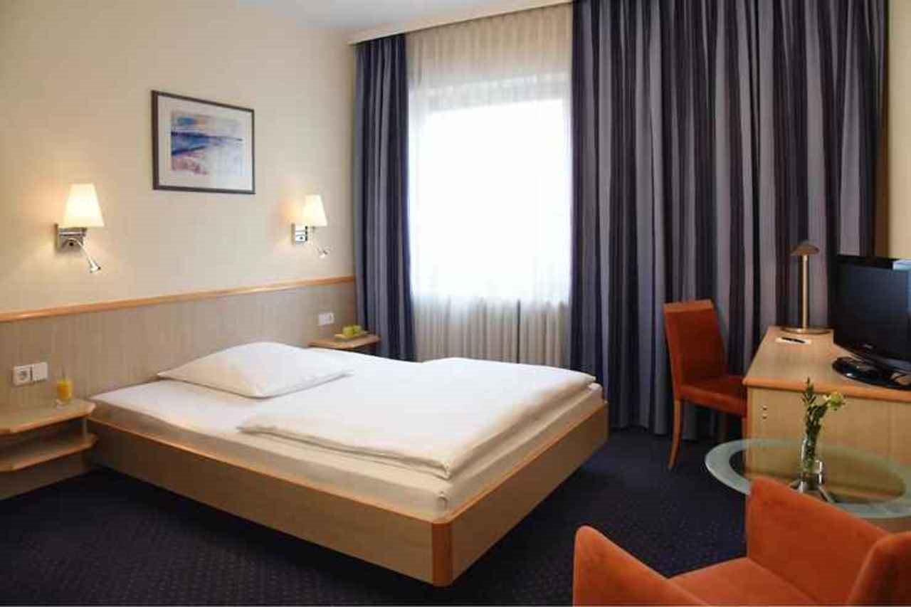 Intercityhotel Stuttgart Luaran gambar