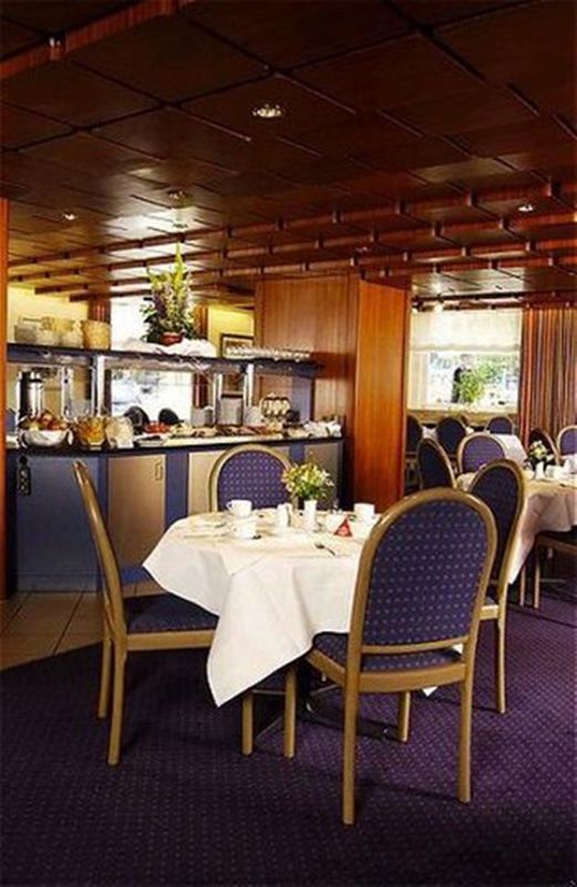 Intercityhotel Stuttgart Restoran gambar